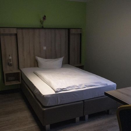Schlueter Hotel & Restaurant Wankendorf المظهر الخارجي الصورة