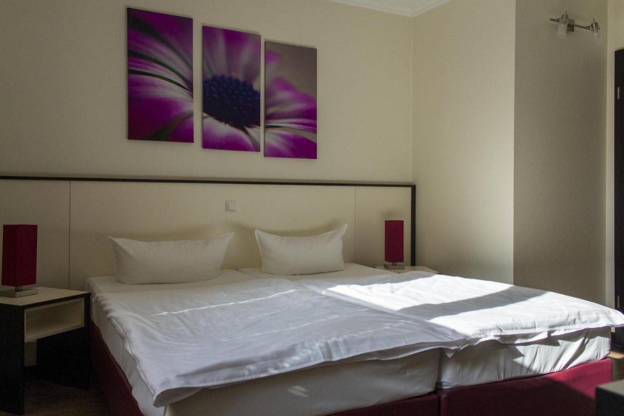 Schlueter Hotel & Restaurant Wankendorf المظهر الخارجي الصورة