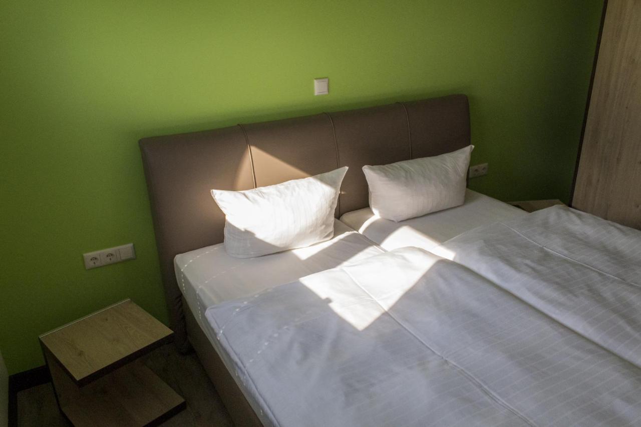 Schlueter Hotel & Restaurant Wankendorf المظهر الخارجي الصورة
